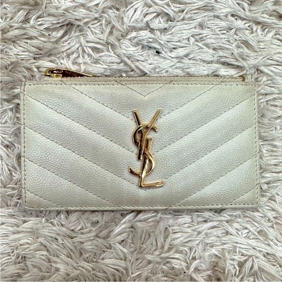 Yves Saint Laurent Ivory Chevron Wallet with Gold Logo - Picture 2 of 9